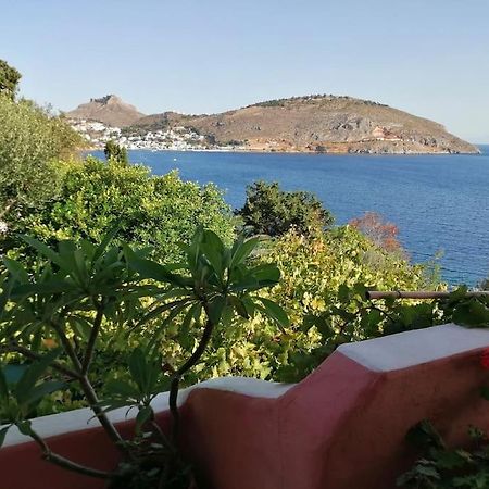 Vila Casa Dei Melograni At Vourlidia Leros Vromolithos Exteriér fotografie