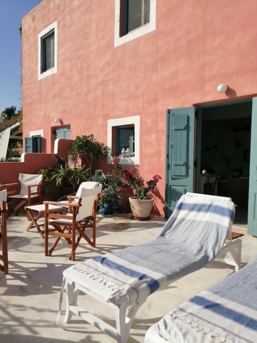 Vila Casa Dei Melograni At Vourlidia Leros Vromolithos Exteriér fotografie