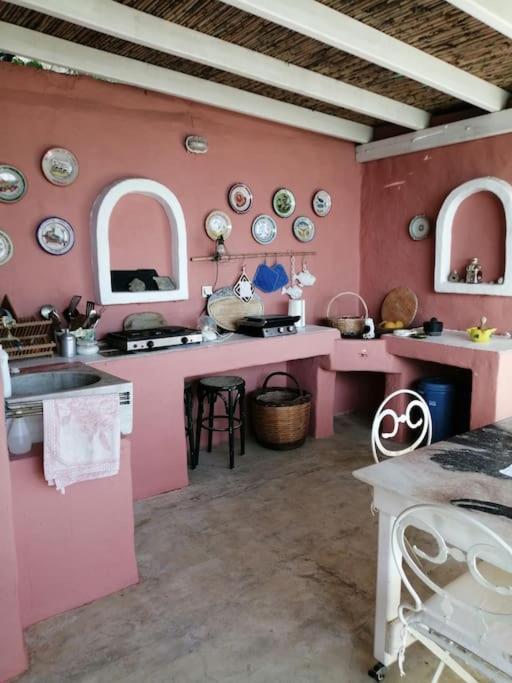 Vila Casa Dei Melograni At Vourlidia Leros Vromolithos Exteriér fotografie