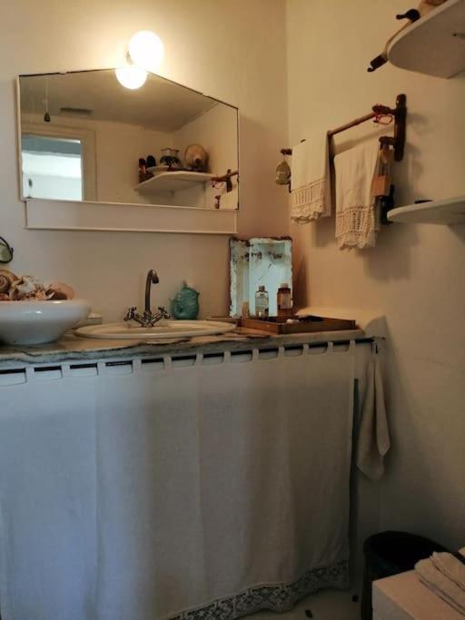 Vila Casa Dei Melograni At Vourlidia Leros Vromolithos Exteriér fotografie